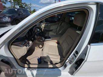 2016 Mercedes-Benz E 350 Sport 4MATIC Sedan - miniatura 6