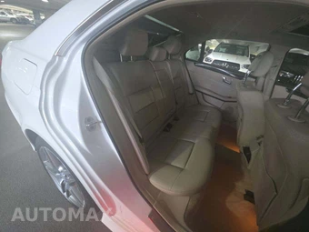 2016 Mercedes-Benz E 350 Sport 4MATIC Sedan - miniatura 16