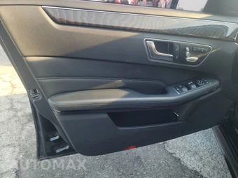 2016 Mercedes-Benz E 350 Sport 4MATIC Sedan - miniatura 15