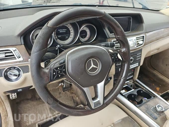 2016 Mercedes-Benz E 350 Sport Sedan – miniatura 10