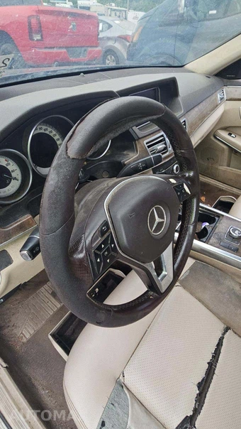 2016 Mercedes-Benz E 350 Sport Sedan – miniatura 49