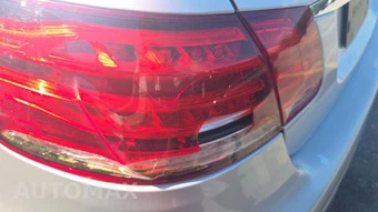 2016 Mercedes-Benz E 350 Sport Sedan - miniatura 18