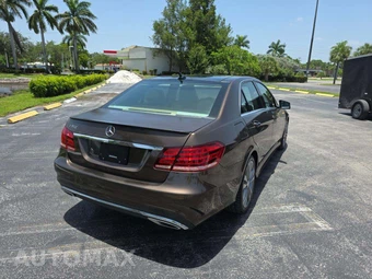 2016 Mercedes-Benz E 350 Sport Sedan - miniatura 3