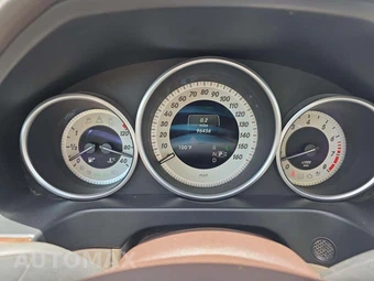 2016 Mercedes-Benz E 350 Sport Sedan - miniatura 9