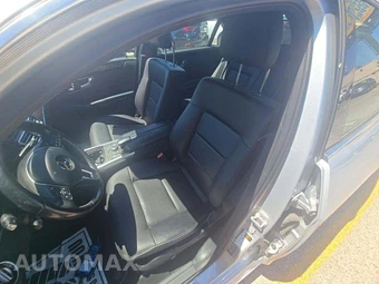 2016 Mercedes-Benz E 350 Sport Sedan – miniatura 3