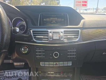 2016 Mercedes-Benz E 350 Sport Sedan – miniatura 7