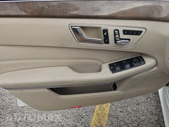 2016 Mercedes-Benz E 350 Sport Sedan - miniatura 9