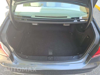 2016 Mercedes-Benz E 350 Sport Sedan - miniatura 15