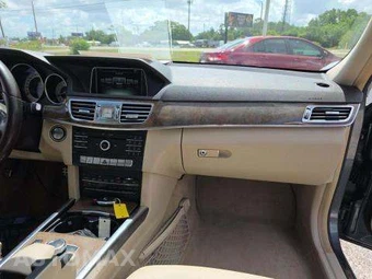 2016 Mercedes-Benz E 350 Sport Sedan - miniatura 19