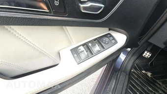 2016 Mercedes-Benz E 400 Sedan – miniatura 21