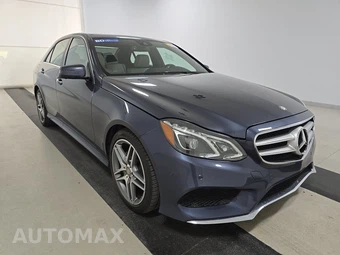 2016 Mercedes-Benz E 400 Sedan – miniatura 3