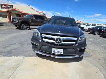 2016 Mercedes-Benz GL 550 4MATIC – miniatura 2