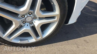 2016 Mercedes-Benz GL 550 4MATIC – miniatura 26