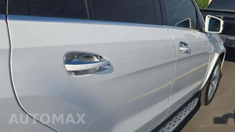 2016 Mercedes-Benz GL 550 4MATIC – miniatura 29