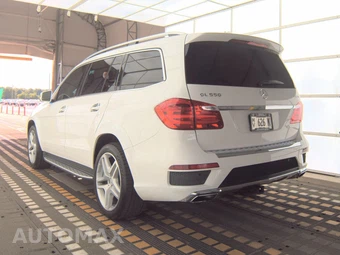 2016 Mercedes-Benz GL 550 4MATIC – miniatura 6