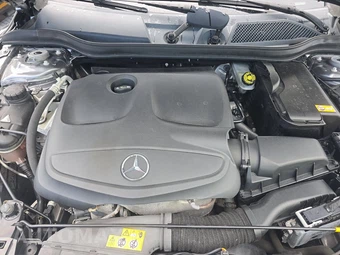 2016 Mercedes-Benz GLA 250 4MATIC - miniatura 16