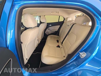 2016 Mercedes-Benz GLA 250 4MATIC – miniatura 13