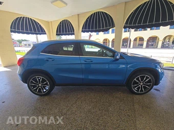 2016 Mercedes-Benz GLA 250 4MATIC – miniatura 4