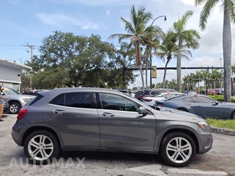 2016 Mercedes-Benz GLA 250 – miniatura 11
