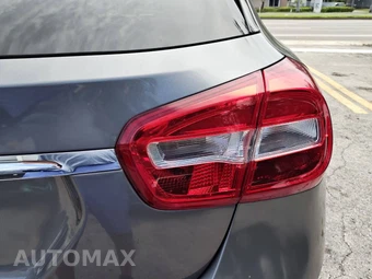 2016 Mercedes-Benz GLA 250 – miniatura 18