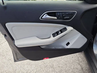 2016 Mercedes-Benz GLA 250 – miniatura 26