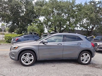 2016 Mercedes-Benz GLA 250 – miniatura 3