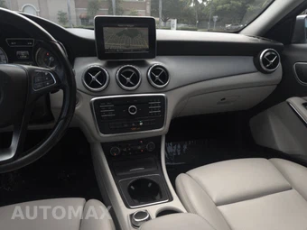 2016 Mercedes-Benz GLA 250 – miniatura 31