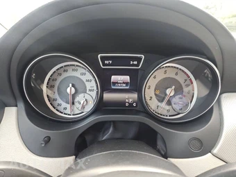 2016 Mercedes-Benz GLA 250 – miniatura 44