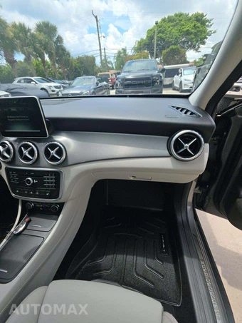 2016 Mercedes-Benz GLA 250 – miniatura 19