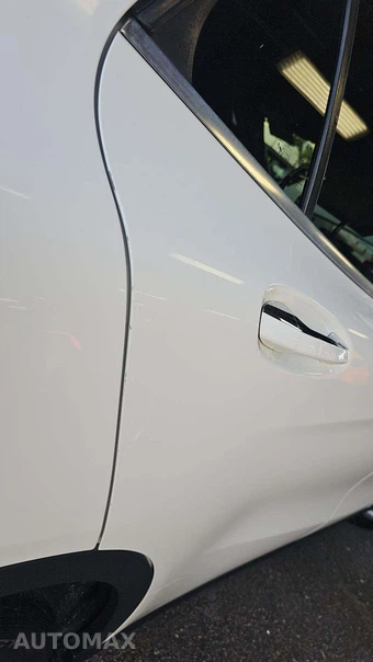 2016 Mercedes-Benz GLA 250 – miniatura 25