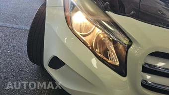 2016 Mercedes-Benz GLA 250 – miniatura 27