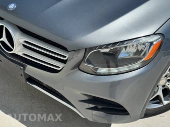 2016 Mercedes-Benz GLC 300 4MATIC – miniatura 3