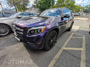 2016 Mercedes-Benz GLC 300 4MATIC - miniatura 3