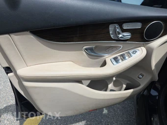 2016 Mercedes-Benz GLC 300 4MATIC – miniatura 9
