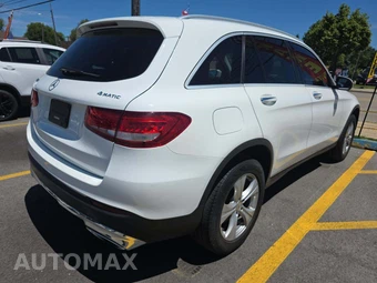 2016 Mercedes-Benz GLC 300 4MATIC – miniatura 3