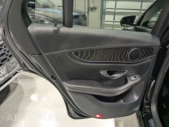 2016 Mercedes-Benz GLC 300 4MATIC – miniatura 38