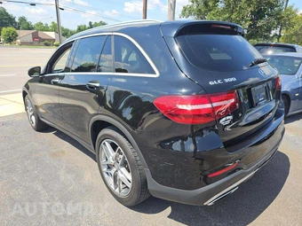 2016 Mercedes-Benz GLC 300 4MATIC – miniatura 2