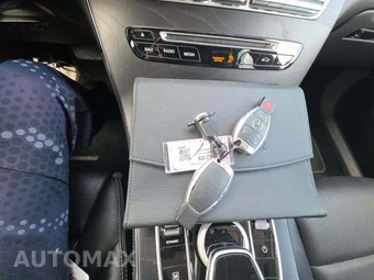 2016 Mercedes-Benz GLC 300 – miniatura 5