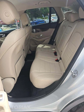 2016 Mercedes-Benz GLC 300 – miniatura 10