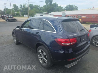 2016 Mercedes-Benz GLC 300 – miniatura 2
