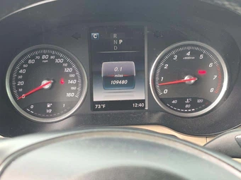 2016 Mercedes-Benz GLC 300 – miniatura 9