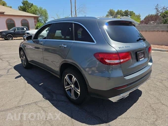 2016 Mercedes-Benz GLC 300 - miniatura 2