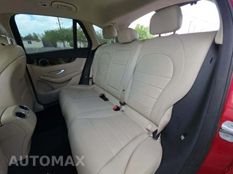 2016 Mercedes-Benz GLC 300 – miniatura 10