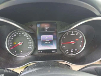 2016 Mercedes-Benz GLC 300 – miniatura 6