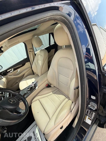 2016 Mercedes-Benz GLC 300 – miniatura 34