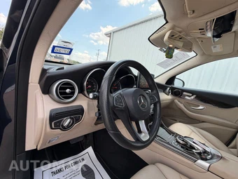 2016 Mercedes-Benz GLC 300 – miniatura 35