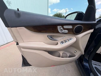 2016 Mercedes-Benz GLC 300 – miniatura 36