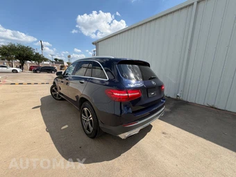 2016 Mercedes-Benz GLC 300 – miniatura 9