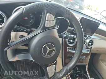 2016 Mercedes-Benz GLC 300 – miniatura 10