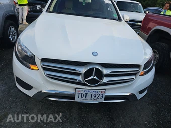 2016 Mercedes-Benz GLC 300 – miniatura 2